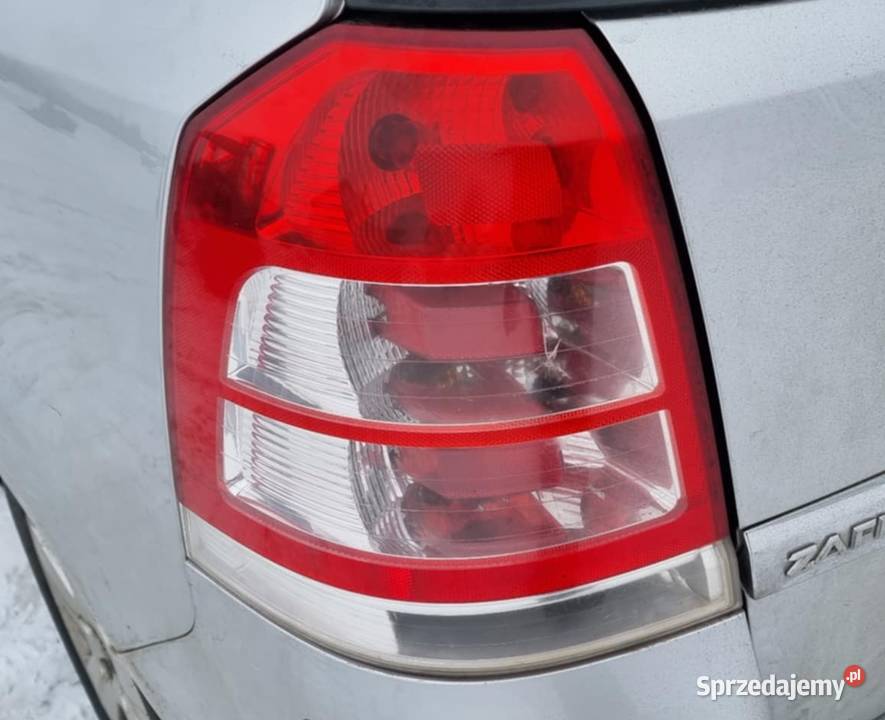 lampa tylna lamy tył tylne Opel Zafira B