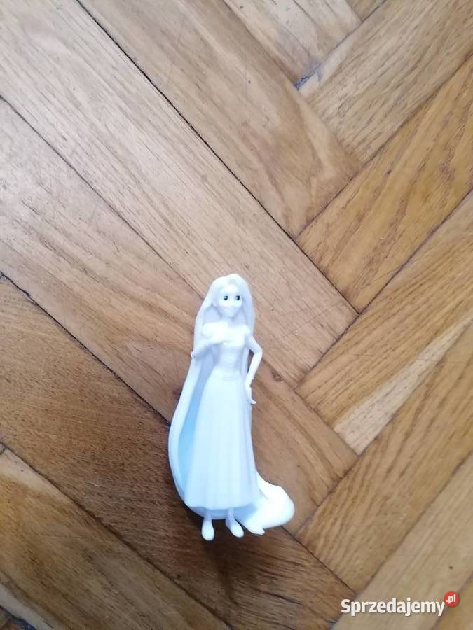 Biała figurka Elza