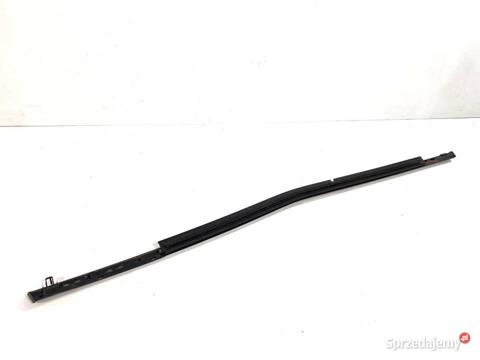 LISTWA ZGARNIAJĄCA TYŁ PRAWY MAZDA CX7