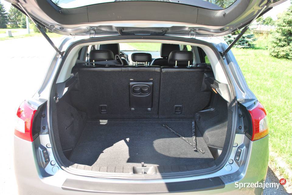 Peugeot 4008 16 HDI 115 4x4 Klima czujniki światła do jazdy dziennej