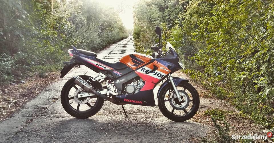 Honda CBR 125 uszkodzona Mierzyce