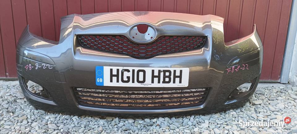 Zderzak przedni Toyota Yaris 2 Lift 20092011 osobowe Zderzaki małopolskie