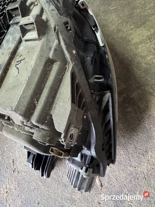 Reflektor lewy full led martix passat b8 Warszawa