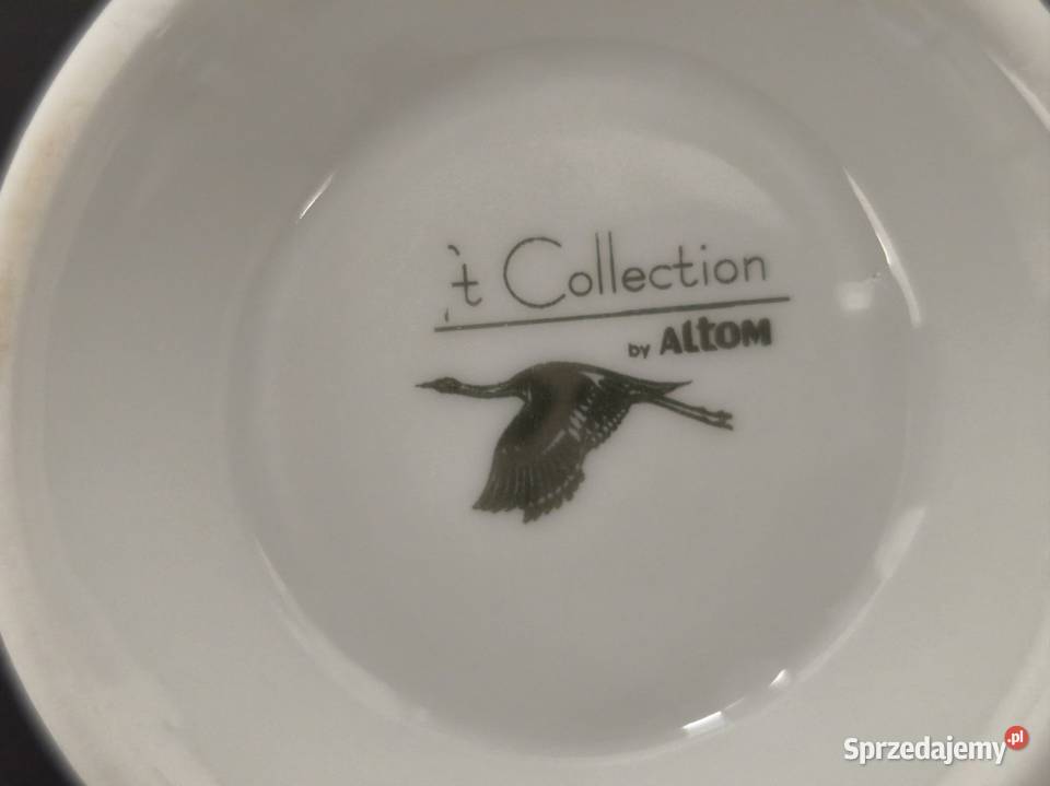 Porcelanowe wysokie filiżanki że spodeczkami Gdańsk