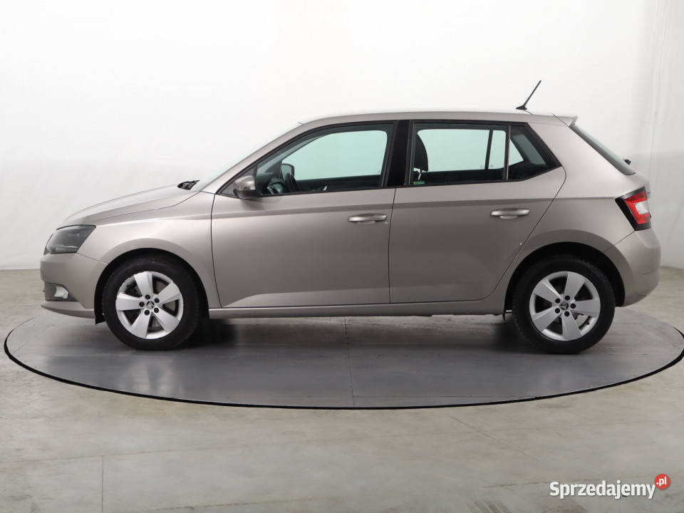 Skoda Fabia 12 TSI radio Fabia Katowice sprzedam