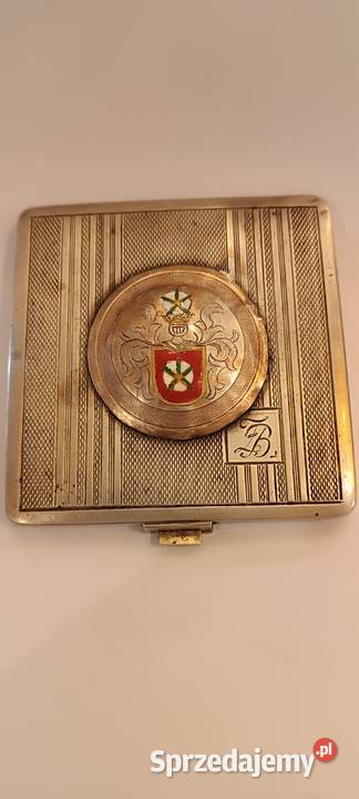 Srebrna pudernica rodowa z herbem Poraj Kraków