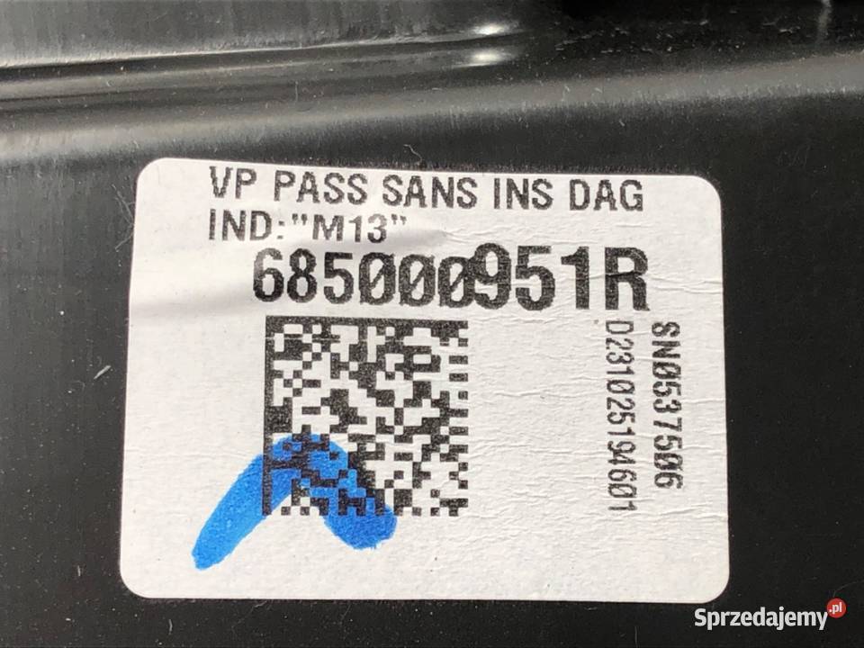 SCHOWEK PASAŻERA RENAULT CAPTUR II Crossover