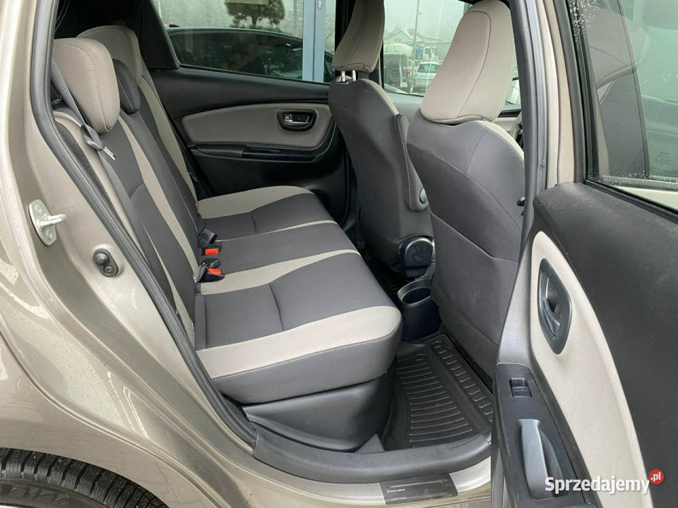 Toyota Yaris HYBRID kamera klimatronic navi Żory sprzedam