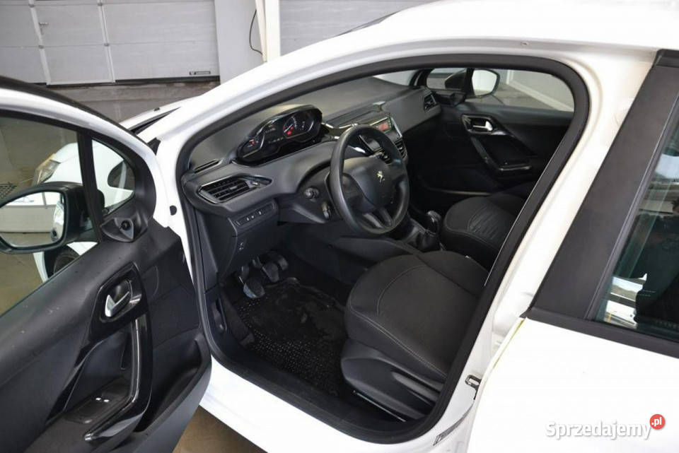 Peugeot 208 16 HDi 100 KLIMATYZACJA radio Kęty sprzedam