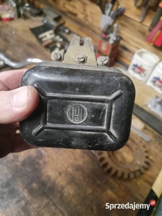 Regulator napiecia ursus C330 c360 Olesno