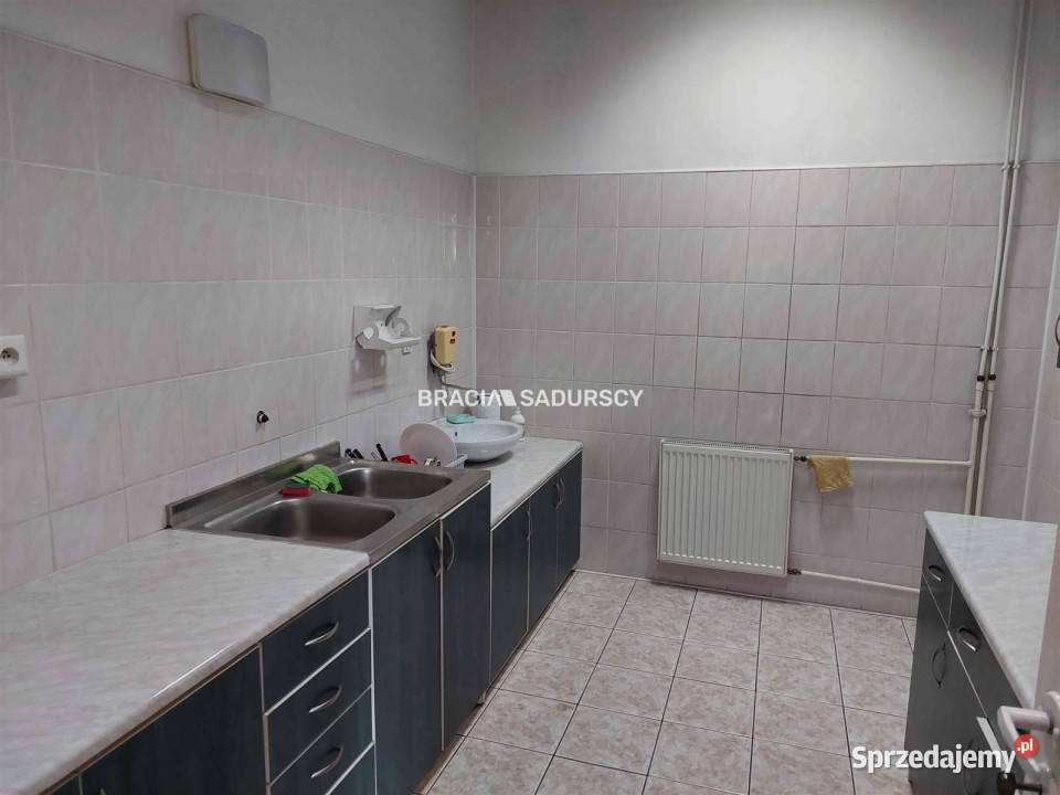 Lokal sprzedam 2614m2 Chrzanów Fabryczna od ulicy