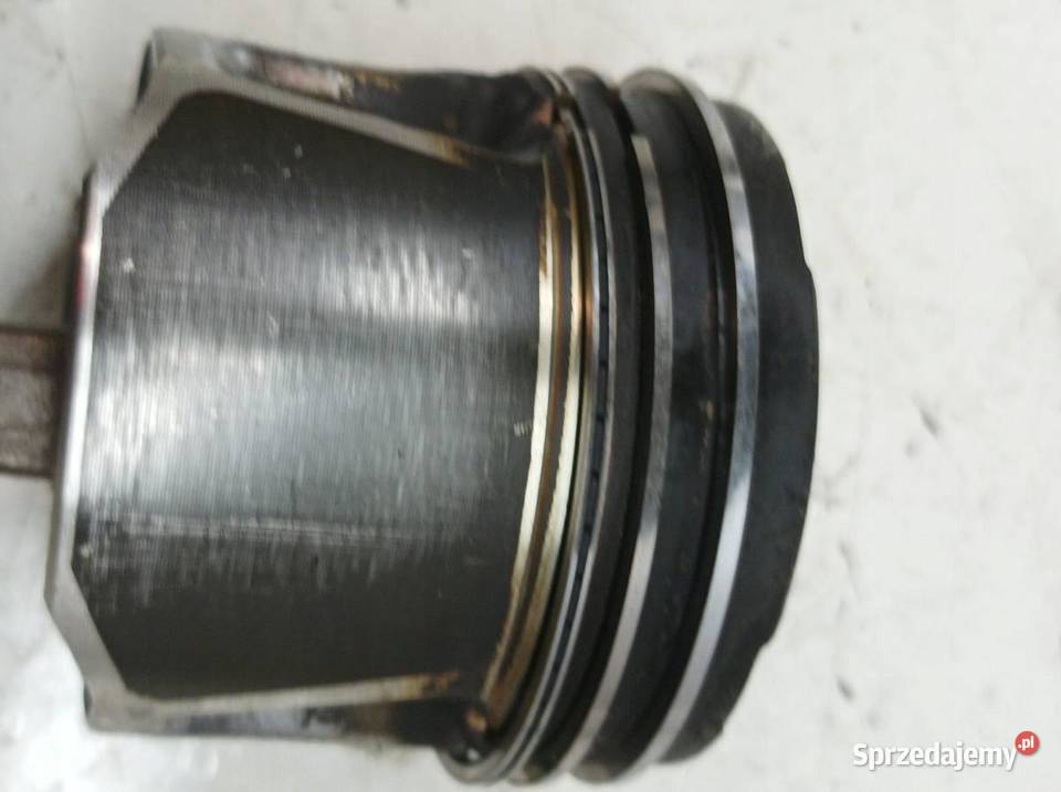 TŁOK KORBOWÓD 73502643 3004U 13 CDTI Opel Combo osobowe