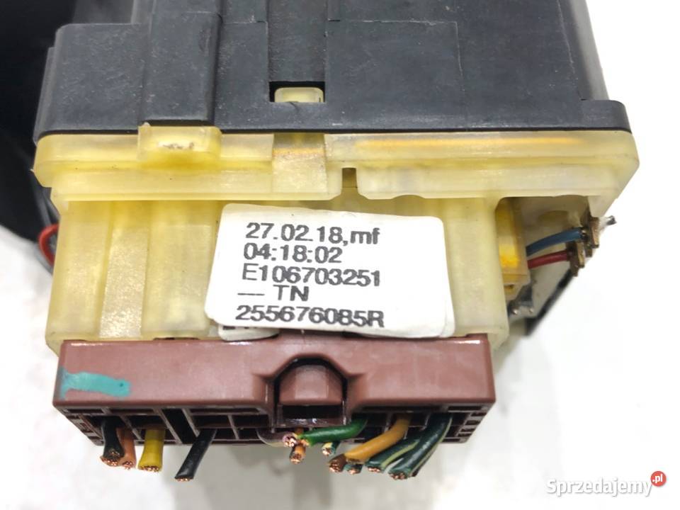 PRZEŁĄCZNIK WYCIERACZEK RENAULT CAPTUR I osobowe sprzedam