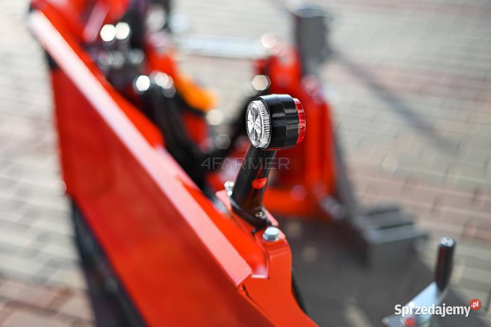 Pług do śniegu strzałkowy SPV260 260 Tajęcina sprzedam