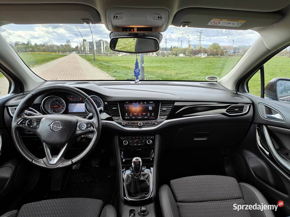 Opel Astra V 14 T