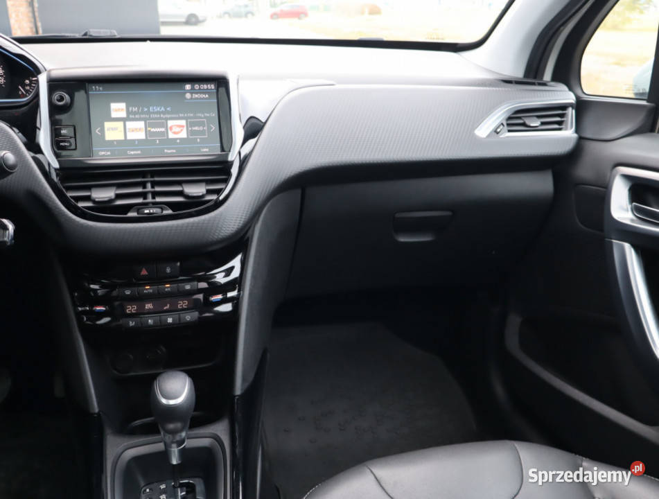 Peugeot 2008 12 PureTech Piaseczno