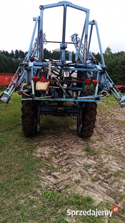 Opryskiwacz Evrard 2400 l 24 m Tomaszów Lubelski sprzedam