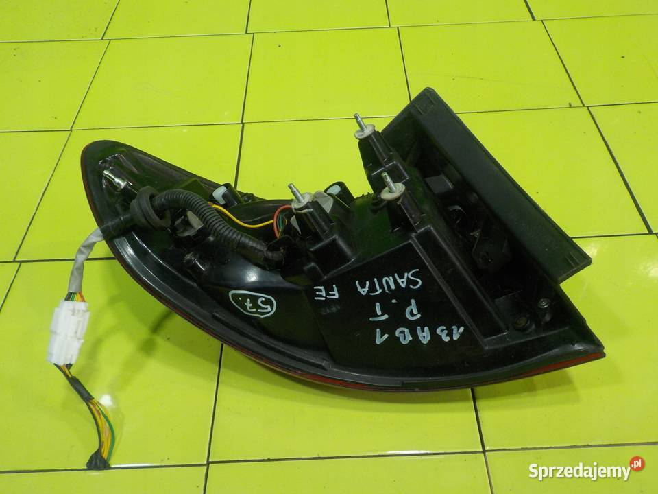 HYUNDAI SANTA FE 22 CRDI 12r lampa prawa tyl osobowe Suków