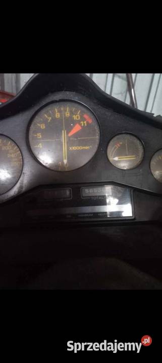 Honda VF1000F tuning Baszyn