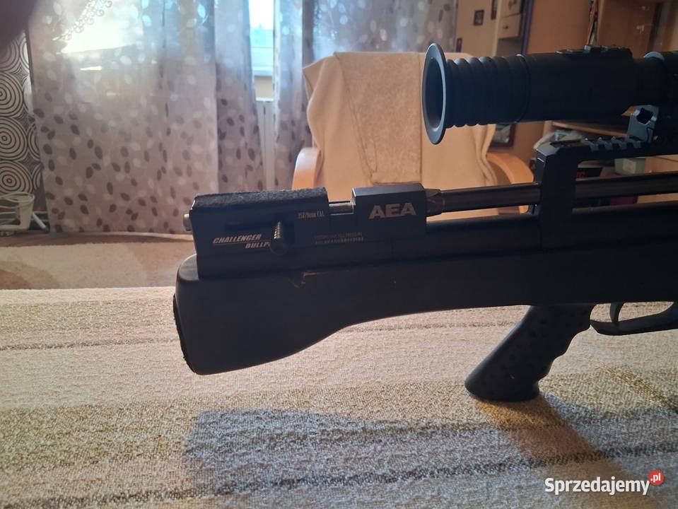 Karabinek AEA Challenger 9 mm stan perfekcyjny