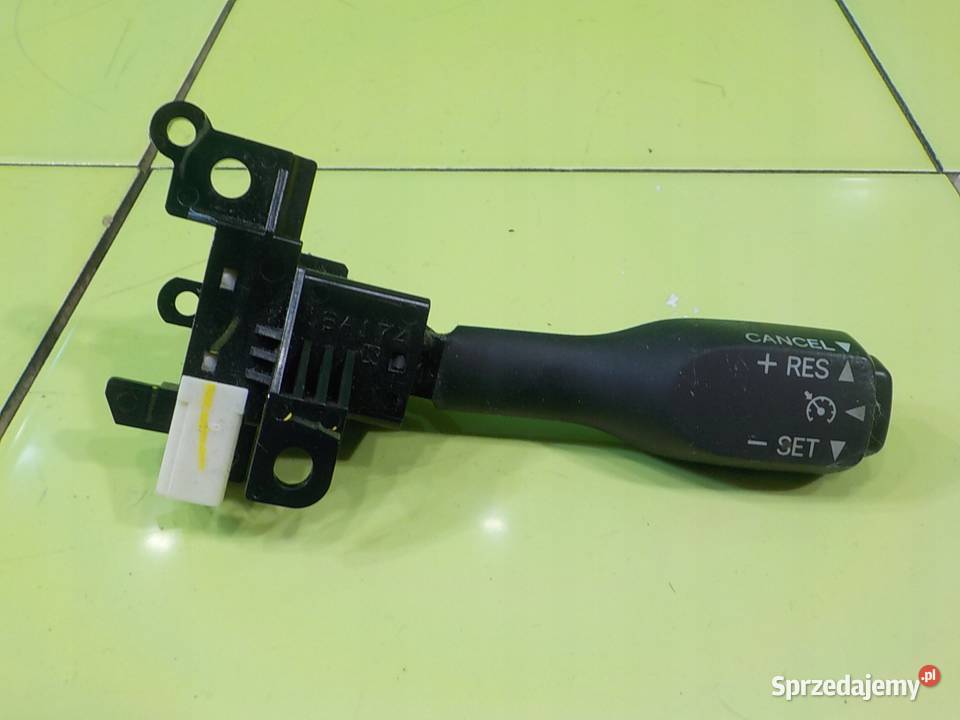 AVENSIS III T27 20 D4D 09r SEDAN 4D przelacznik sprzedam