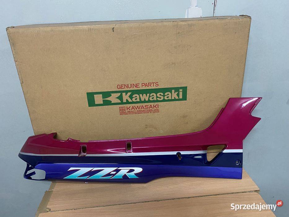 Kawasaki ZZR600 bok zadupek owiewka Lewa Poznań sprzedam