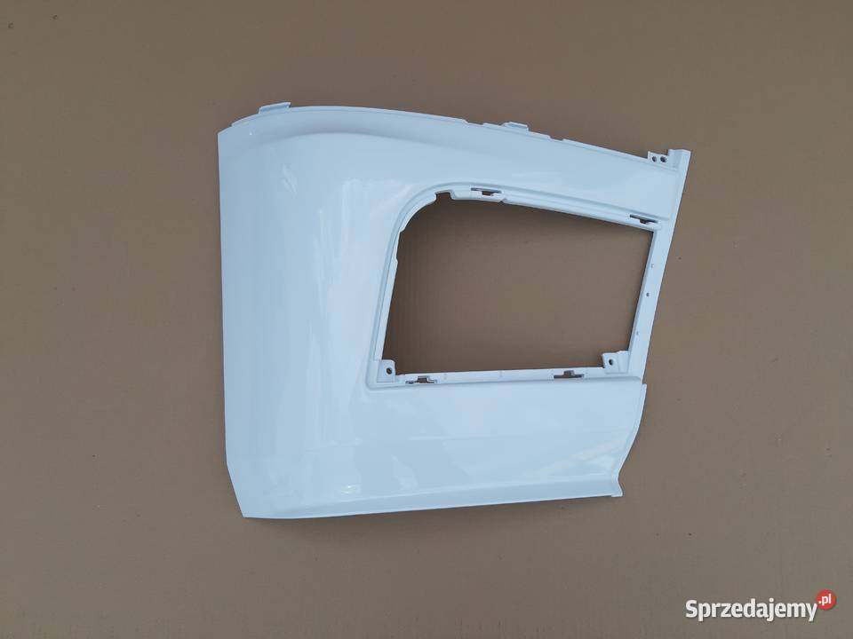 ACTROS MP4 NAROŻNIK ZDERZAKA PRAWY BIAŁY 147 Karoseria Trzciel