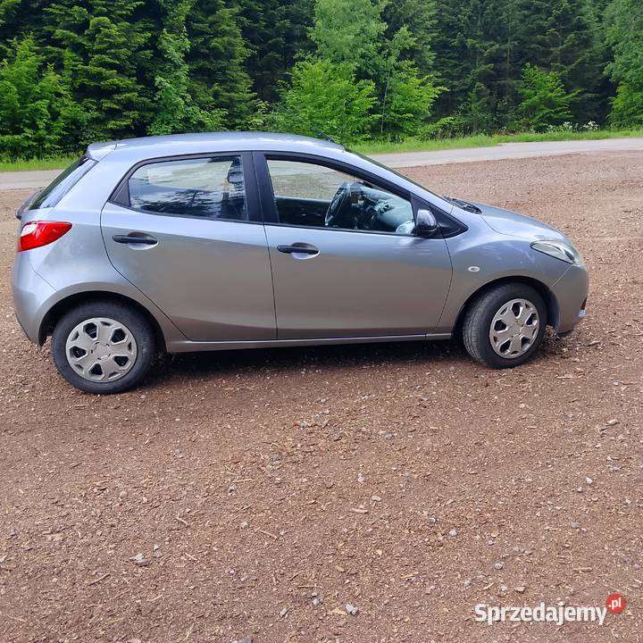 Mazda 2 13 B 2009 r Brody