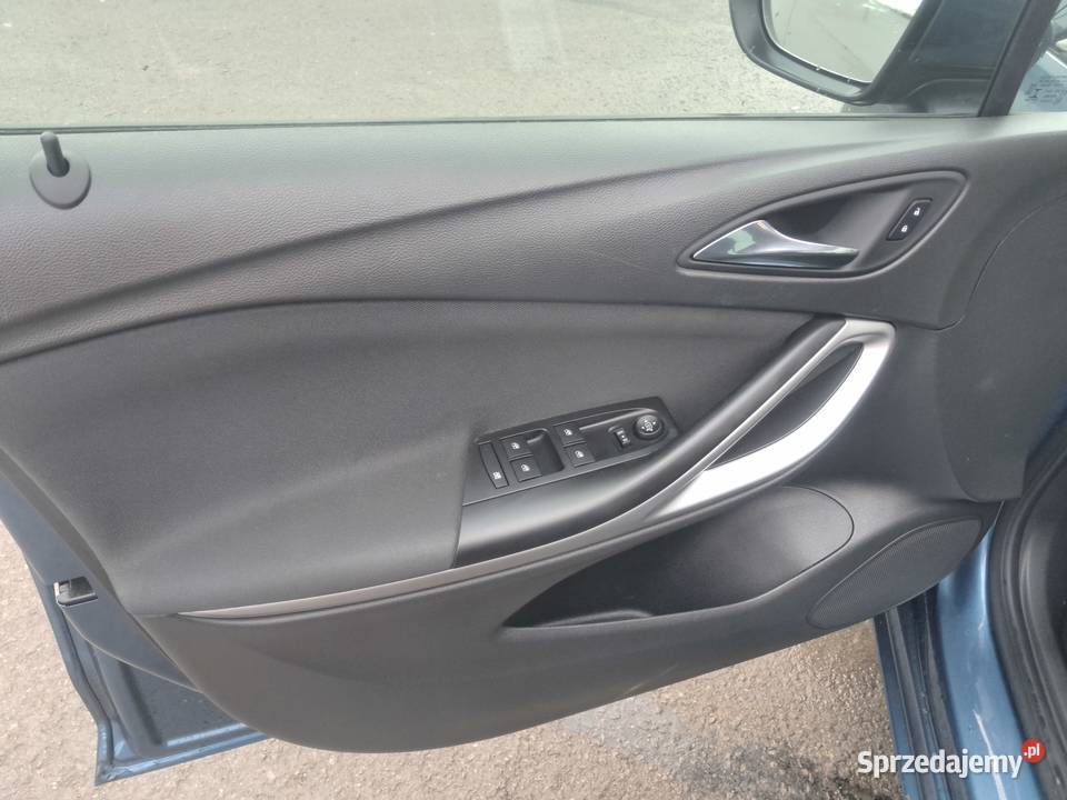 Opel Astra K 2017R Benzyna 14 TURBO 16V 125 Rok produkcji 2017 sprzedam