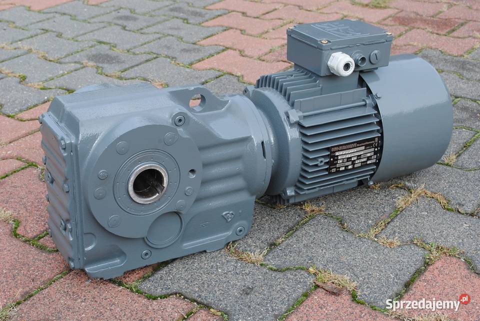 Motoreduktor kątowy 15kw 52obrmin z hamulcem SEW Kargowa