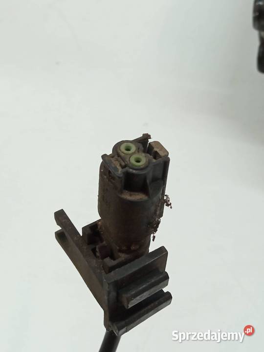 ZACISK HAMULCOWY LEWY PRZÓD 50 V8 20704703