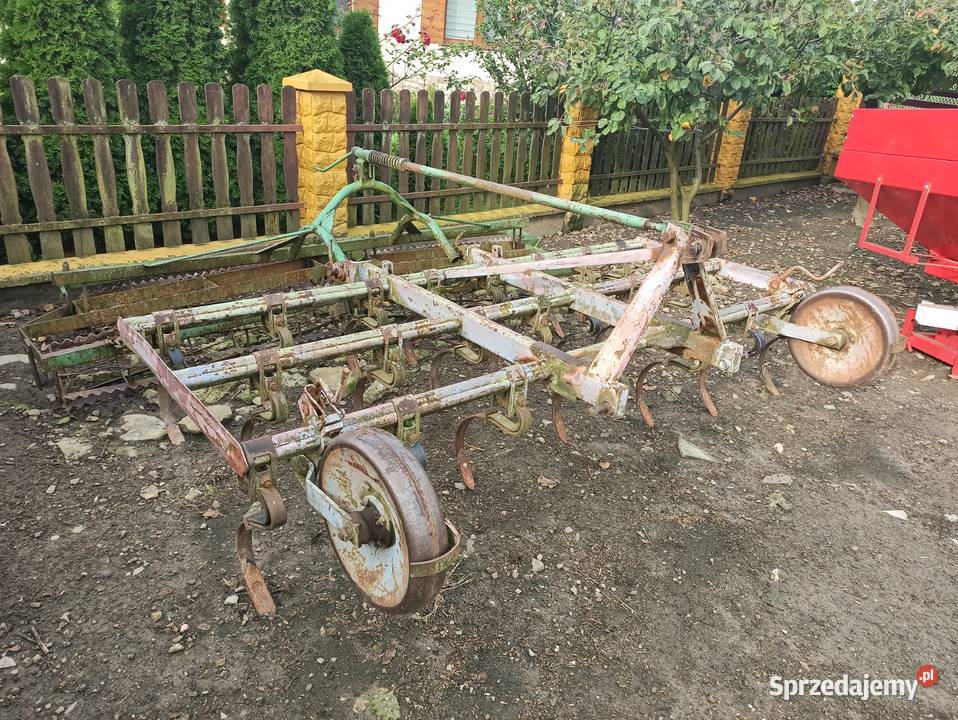 Sprzedam kultywator 28m z podwójnym wałkiem