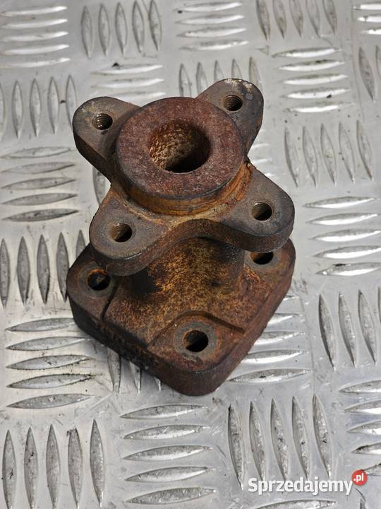 Element dystansowy wentylatora CAT 416 428 432F2 Gdynia sprzedam