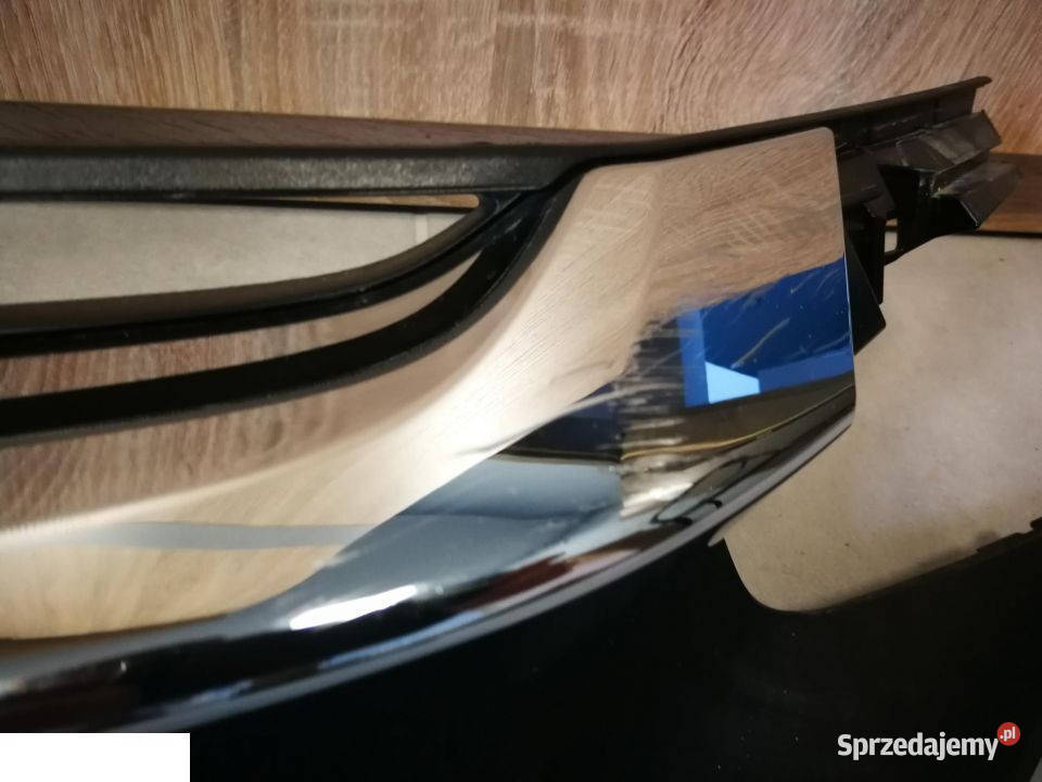 Honda Civic X 2017 sedan atrapa grill przód Kozubszczyzna
