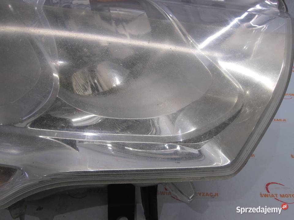 CITROEN DS4 20 HDI 11r lampa prawa przód świętokrzyskie Kielce