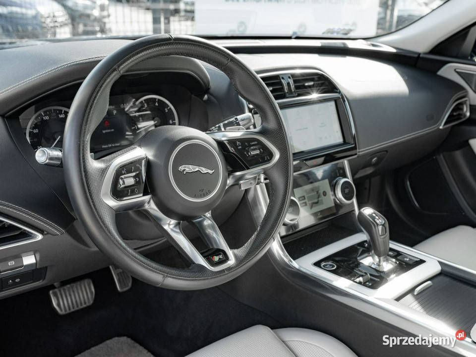 Jaguar XE DW6RK4820 P250 RDynamic Black Skóra pomorskie Gdańsk sprzedam