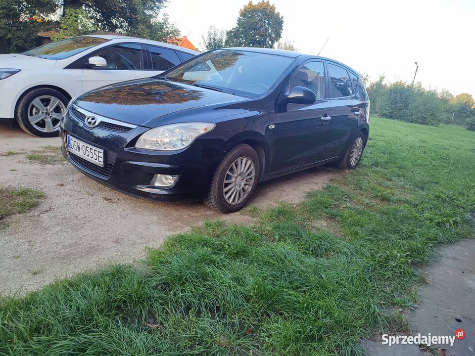 Sprzedam Hyundaia I30 autoalarm sprzedam