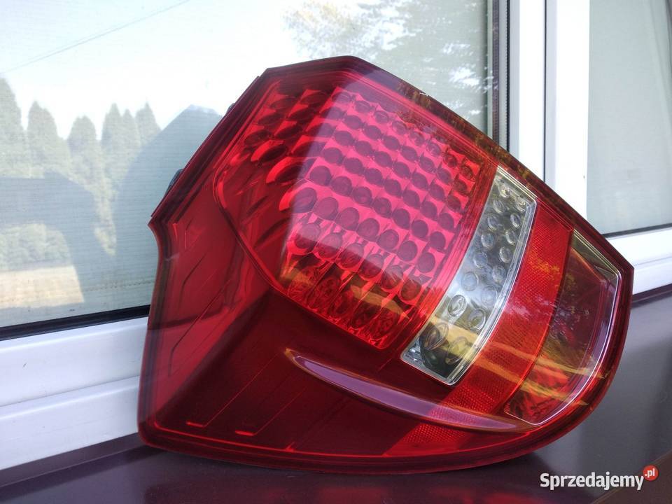 Kia Ceed I LIFT FL kombi lampa tył tylna lewa Sieradz