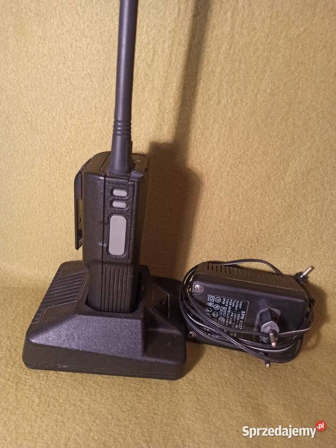 Radiotelefon Motorola GP 300 VHF z ładowarką Gorzów Wielkopolski sprzedam