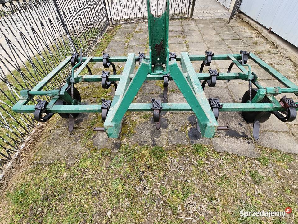 Kultywator 14 zębów radła ursus c330 nieuszkodzony podkarpackie Strzyżów