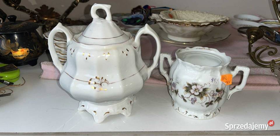 Wielka Cukiernica biała ze złotem Bez sygnatury Porcelana i szkło Gdańsk