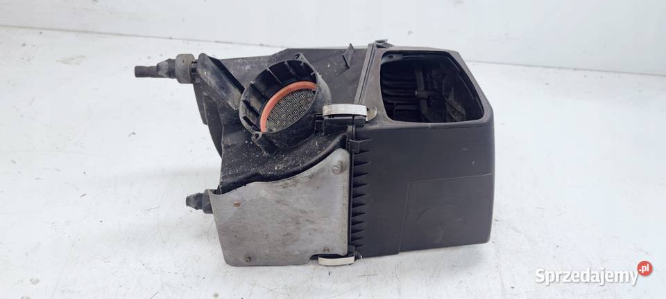 OBUDOWA FILTRA POWIETRZA AUDI A6 C6 4F0133835N Przystajń