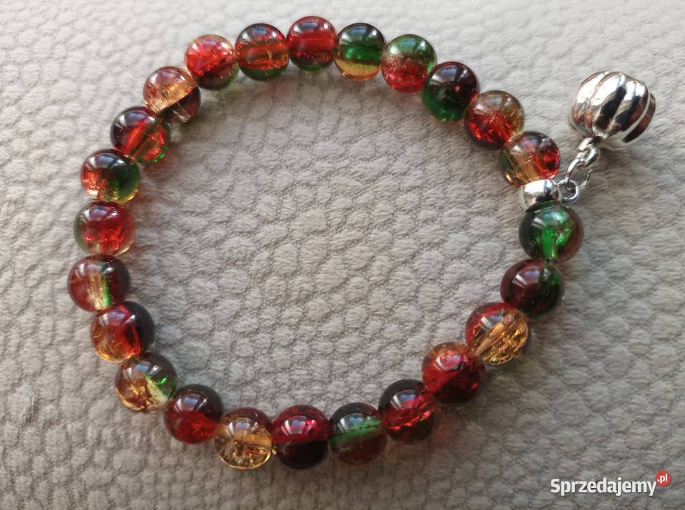 Bransoletka ze szklanych koralików z zawieszką Sosnowiec