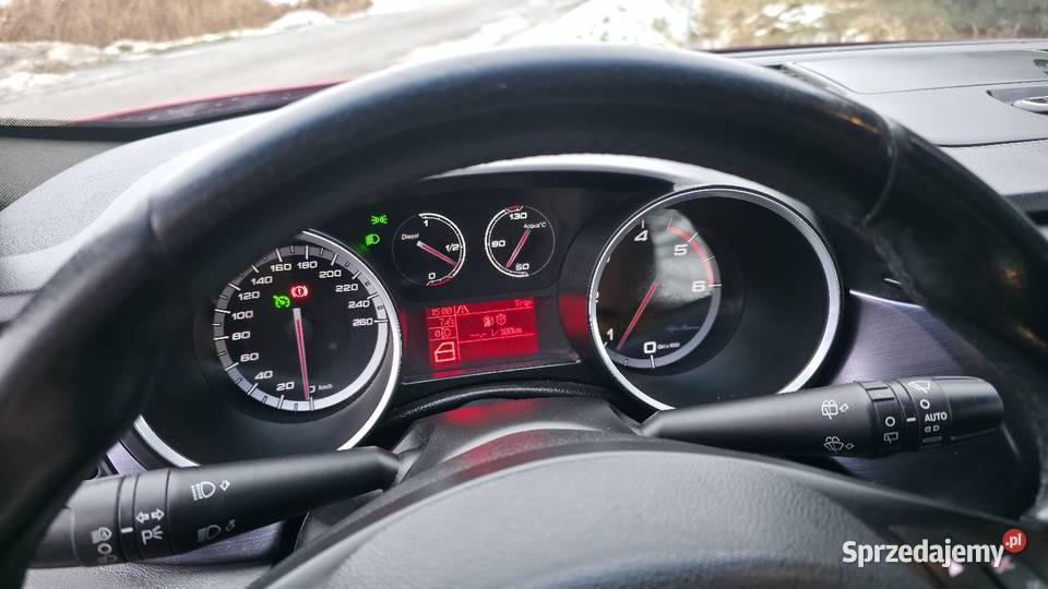 Sprzedam zamienię ładna Alfa Romero giulietta nieuszkodzony Chodzież