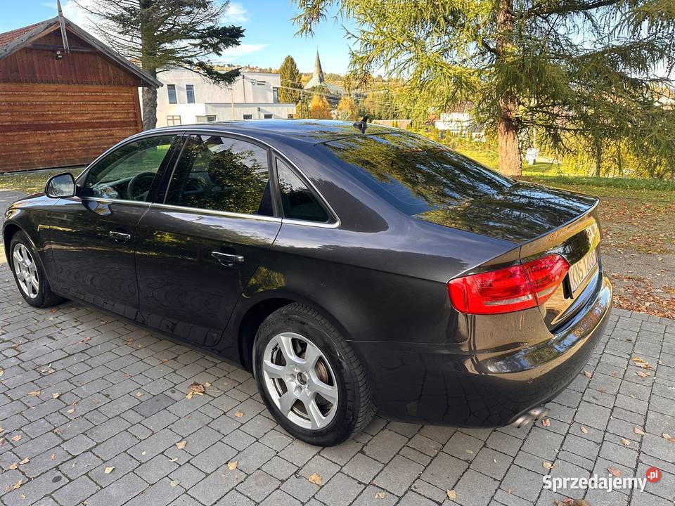 Audi A4 B8 Sedan 20 TDI 143 manualna Podegrodzie