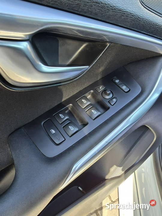 Volvo V40 16hdi NavigacjaTempomatKlimatr 2