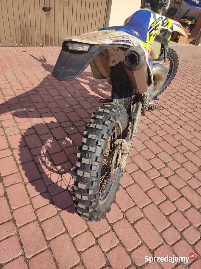 Sprzedam Sherco 300 SE Factory nowe opony Pozostałe