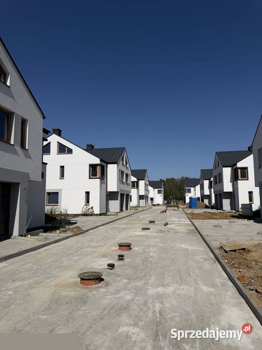 BEZPOŚREDNIO Twój dom Twój ogród A z tyłu mazowieckie Dziekanów Nowy