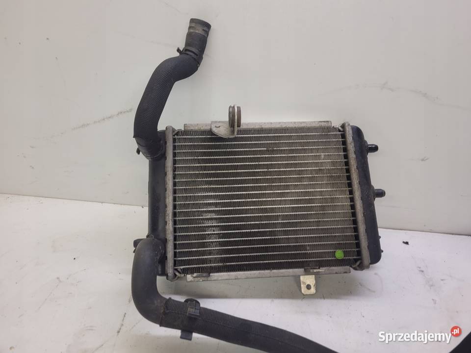 CHŁODNICA WODY AUDI S4 B6 B7 42 BBK 8E0121212K osobowe Przystajń