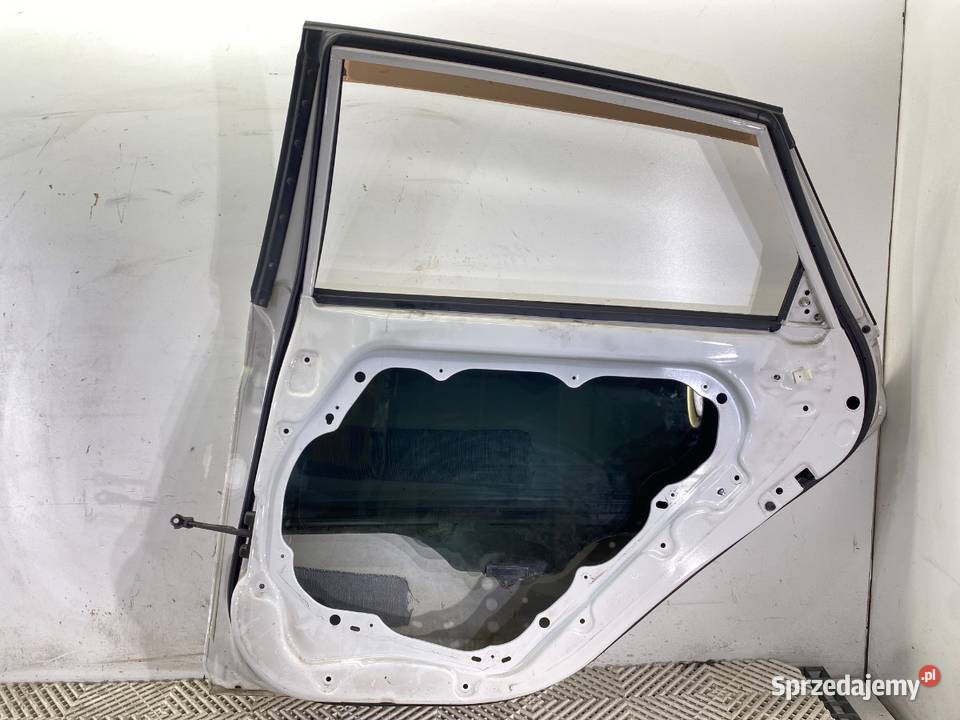 DRZWI PRAWY TYŁ HYUNDAI i40 Kombi